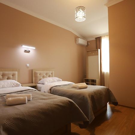 Hotel Hollywood Kutaisi Exterior photo